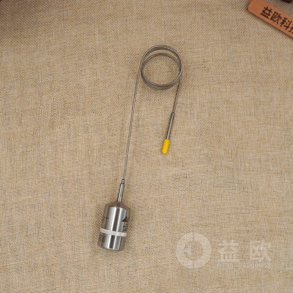 MADGETECH is a high temperature, precision data logger with a bendable probe. HiTemp140-PT - Image 3